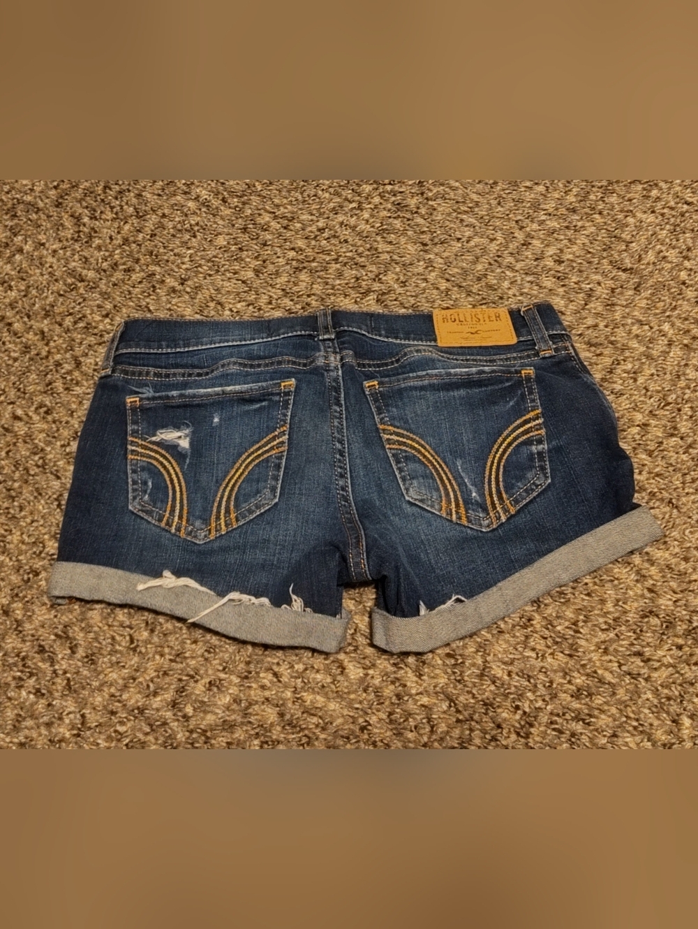 Hollister Denim Shorts - Picture 2 of 3
